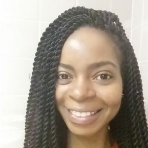 Meet your Posher, Olivia